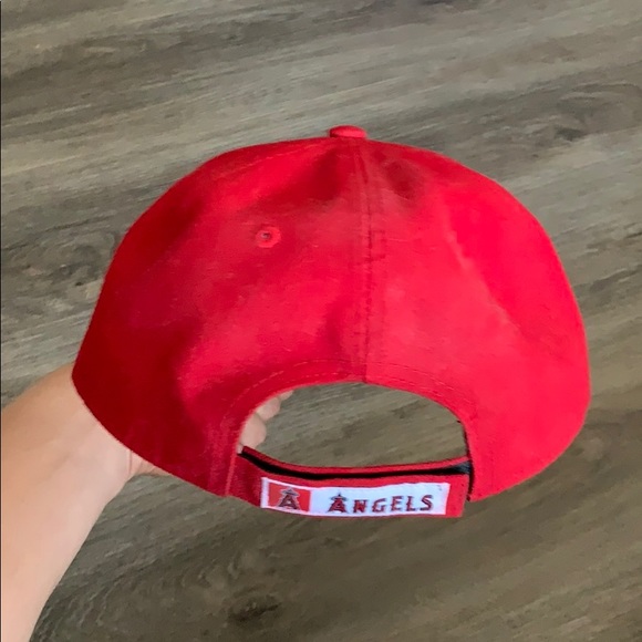 Hat - Picture 2 of 2